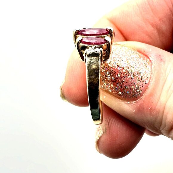 Estate Jewelry Womens Ring 10K Yellow Gold Ruby Diamond Ring Size 6 - Picture 5 of 7